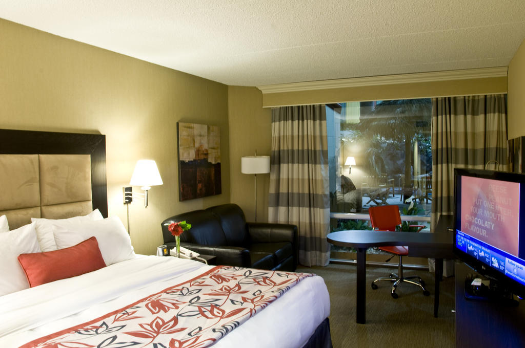 Ramada Plaza Crystal Palace Dieppe Habitación foto